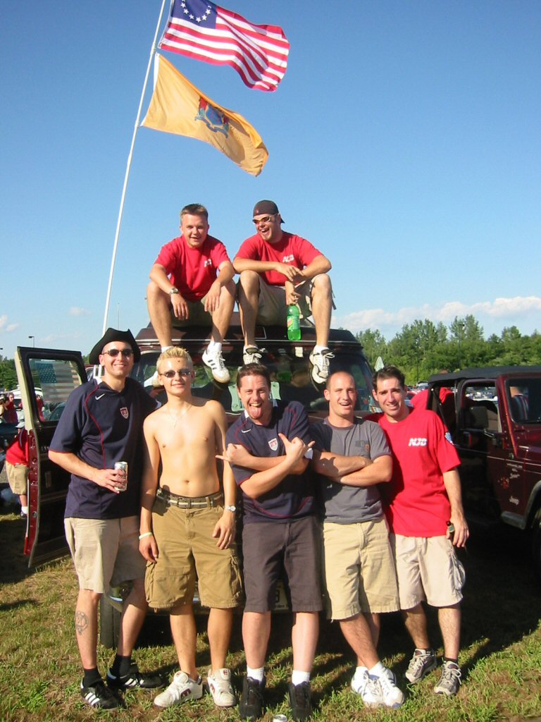 We're missing a banner in this pic, aren't we?
